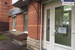 Сдается в аренду нежилое помещение в жилом доме 104 кв. м в 7-этажном здании