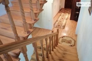 Сдается в аренду дом на 2 этажа 130 кв. м с мансардой