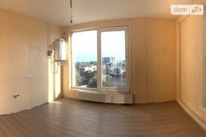 Продається 3-кімнатна квартира 80 кв. м у Одесі