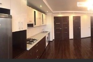 Продается 2-комнатная квартира 63 кв. м в Тернополе