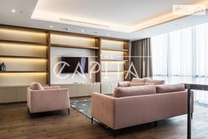 Сдается в аренду 4-комнатная квартира 183 кв. м в Киеве