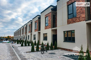 Продається будинок 2 поверховий 125 кв. м з садом