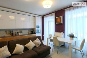 Продається 3-кімнатна квартира 96 кв. м у Дніпрі