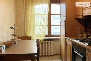 Продається 2-кімнатна квартира 46 кв. м у Дніпрі