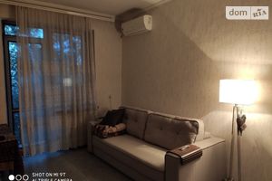 Продается 2-комнатная квартира 77.4 кв. м в Одессе
