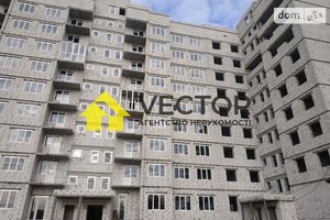 Продается 2-комнатная квартира 74.62 кв. м в Полтаве
