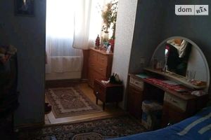 Продается 4-комнатная квартира 76 кв. м в Червонограде