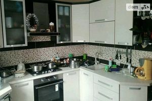Продается 2-комнатная квартира 58 кв. м в Тернополе