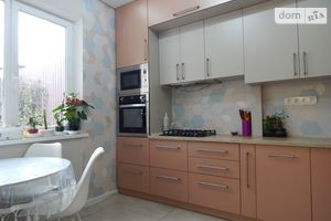 Продається 3-кімнатна квартира 54 кв. м у Харкові