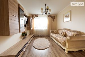 Продается 2-комнатная квартира 65 кв. м в Ужгороде