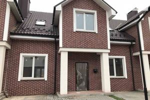 Продается дом на 2 этажа 114 кв. м с гаражом