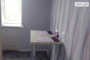 Продается 1-комнатная квартира 31 кв. м в Полтаве