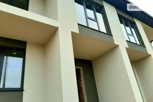 Продается часть дома 105 кв. м с балконом