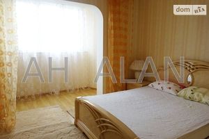 Сдается в аренду 4-комнатная квартира 128 кв. м в Киеве