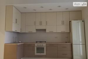 Сдается в аренду 2-комнатная квартира 80 кв. м в Львове