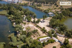 Продається база відпочинку, пансіонат 200 кв. м в 1-поверховій будівлі