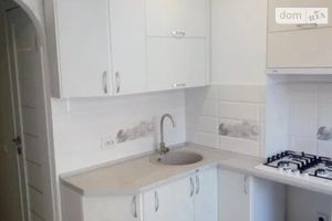 Продается 1-комнатная квартира 36 кв. м в Херсоне