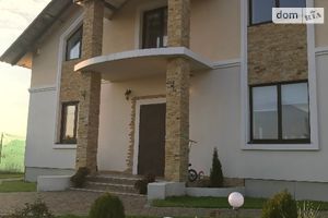 Продается дом на 2 этажа 220 кв. м с садом