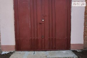 Продается место в гаражном кооперативе универсальный на 28 кв. м