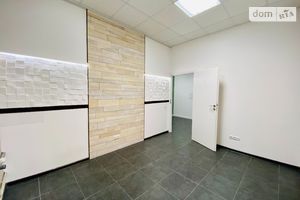 Здається в оренду приміщення вільного призначення 89.6 кв. м в 10-поверховій будівлі