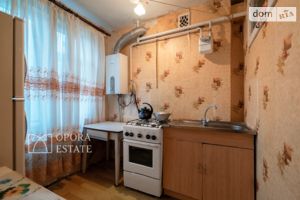 Продається 1-кімнатна квартира 31.5 кв. м у Чернігові