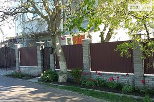 Продается дом на 3 этажа 150 кв. м с мебелью
