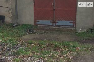 Продается место в гаражном кооперативе под легковое авто на 21.7 кв. м