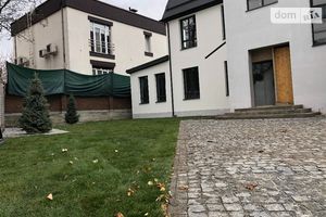 Здається в оренду адміністративна будівля 250 кв.м