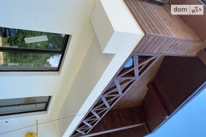 Продается дом на 3 этажа 209 кв. м с балконом