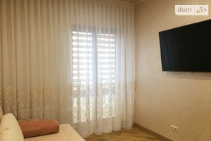 Продається 2-кімнатна квартира 46.8 кв. м у Одесі