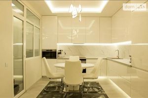 Продается 3-комнатная квартира 115 кв. м в Днепре
