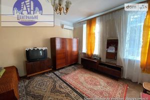 Продается 1-комнатная квартира 43 кв. м в Черновцах
