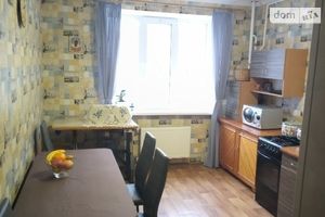 Продается 2-комнатная квартира 58.7 кв. м в Ирпене
