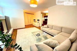Продается 2-комнатная квартира 93 кв. м в Киеве