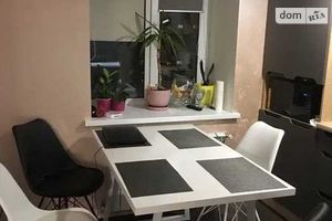 Продається 1-кімнатна квартира 45 кв. м у Полтаві