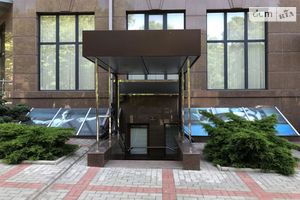 Сдается в аренду помещения свободного назначения 288.4 кв. м в 6-этажном здании