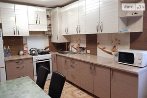 Продается 3-комнатная квартира 60 кв. м в Хмельницком