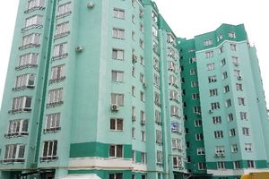 Продается 3-комнатная квартира 130 кв. м в Полтаве