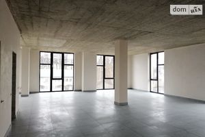 Продається офіс 100 кв. м в бізнес-центрі