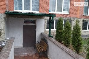 Здається в оренду об'єкт сфери послуг 30 кв. м в 9-поверховій будівлі