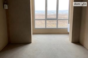 Продается 1-комнатная квартира 45 кв. м в Ровно