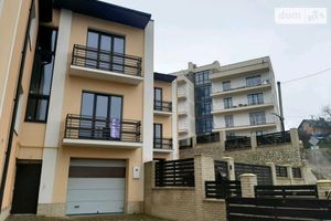 Продается часть дома 251 кв. м с баней/сауной