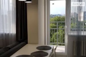Продається 1-кімнатна квартира 42 кв. м у Одесі