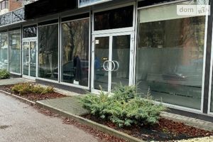 Продается объект сферы услуг 126 кв. м в 9-этажном здании