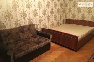 Сдается в аренду 1-комнатная квартира 40 кв. м в Чернигове