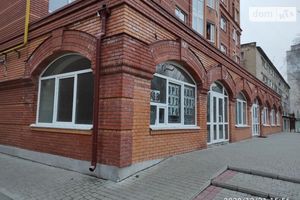 Сдается в аренду торговое место 122 кв. м в 10-этажном здании