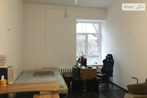 Продається 2-кімнатна квартира 70 кв. м у Одесі