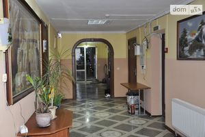 Продається приміщення вільного призначення 255 кв. м в 4-поверховій будівлі
