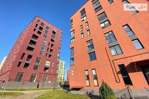Продается 2-комнатная квартира 58.8 кв. м в Ровно