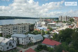 Продается 4-комнатная квартира 79 кв. м в Тернополе